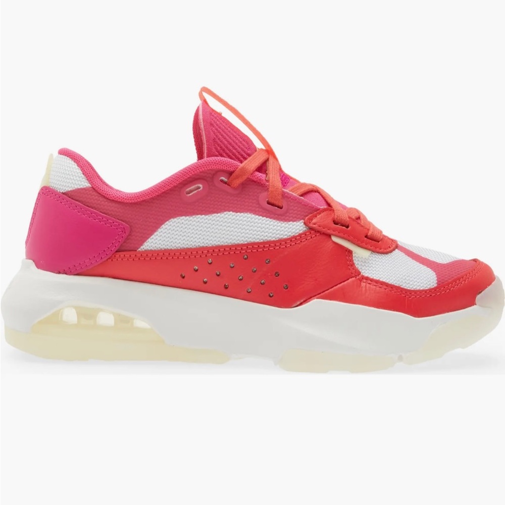 Nike Air 200E Sneakers-Size 8